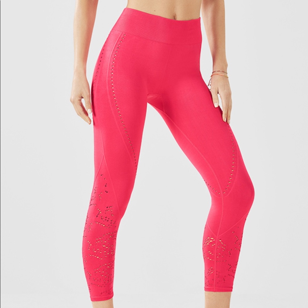 Fabletics- Seamless High-Waisted Solid Capri Xxs … - image 1